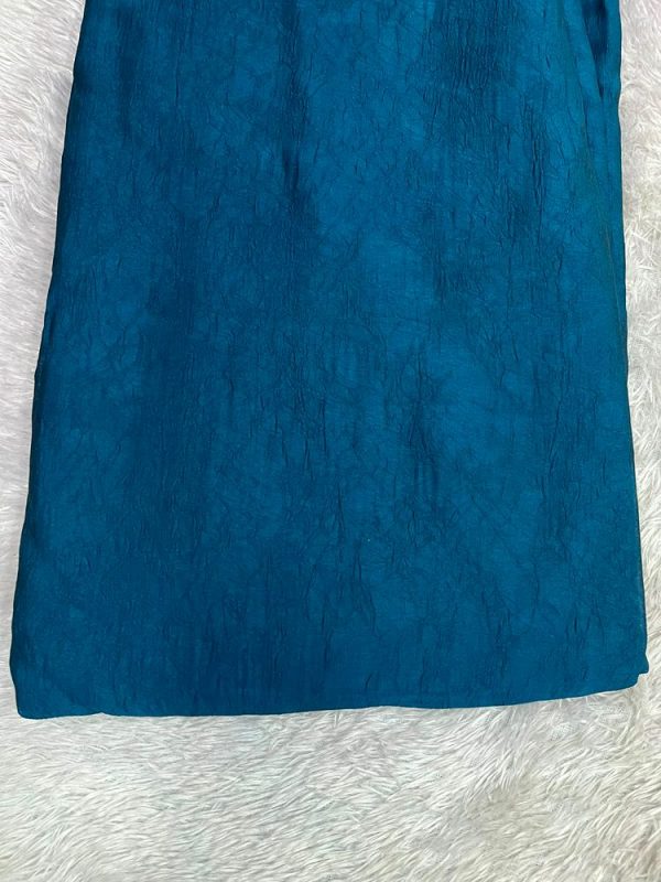 Rangoli / Glassy Georgette Crush ( 44" width)