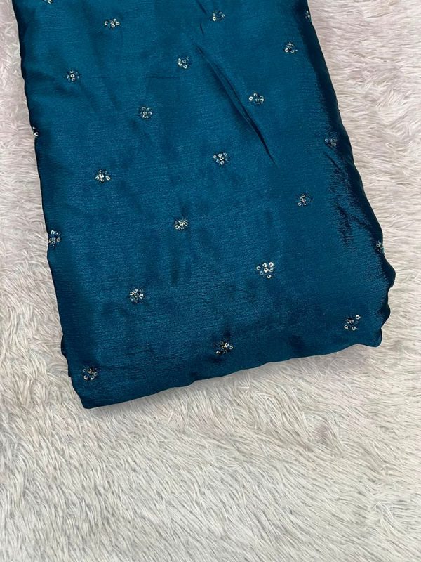 Chinnon Sequins ( 44" width )