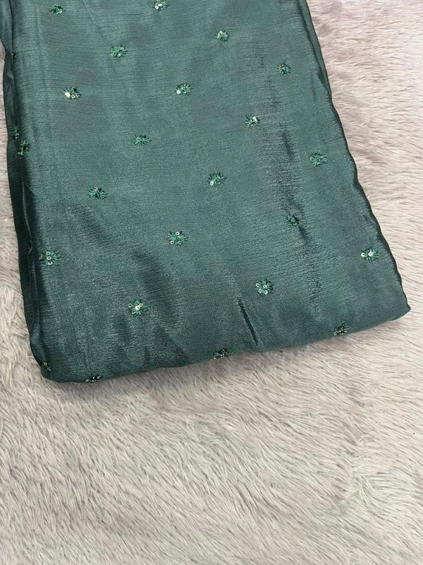 Chinnon Sequins ( 44" width )