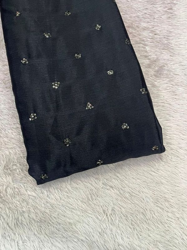 Chinnon Sequins ( 44" width )