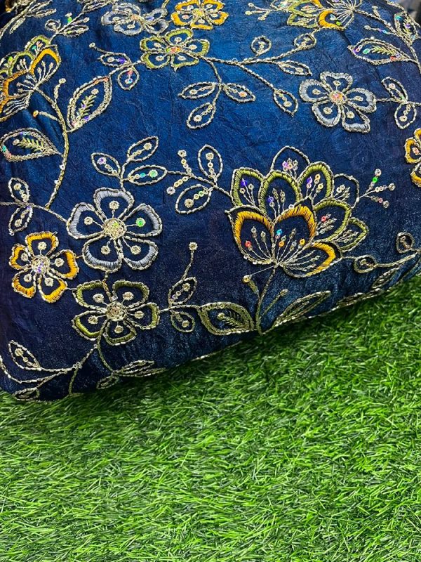Space Silk Beed (44 width)