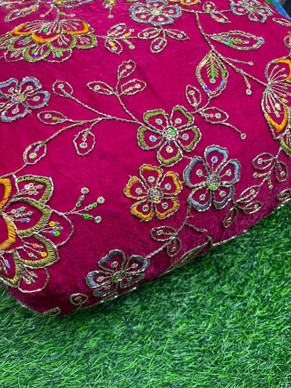 Space Silk Beed (44 width)