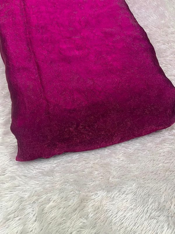space silk crush (44" width )