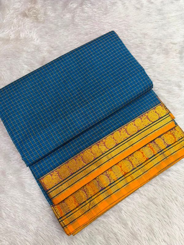 NARAYANPET CHECKED SAREE WITH BLOUSE ( 6.20 mtr )