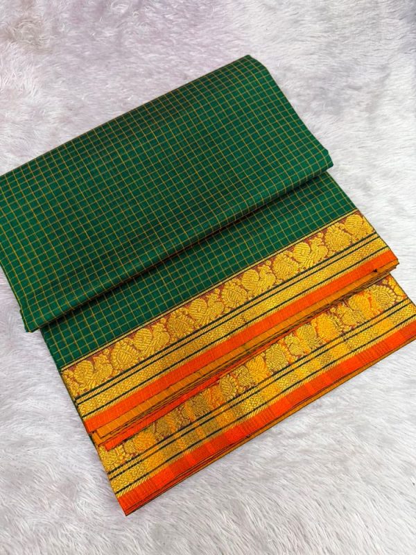 NARAYANPET CHECKED SAREE WITH BLOUSE ( 6.20 mtr )